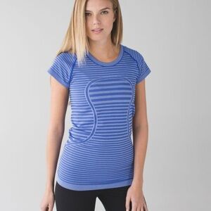 Lululemon Swiftly Blue Striped Women's Top Sz 2